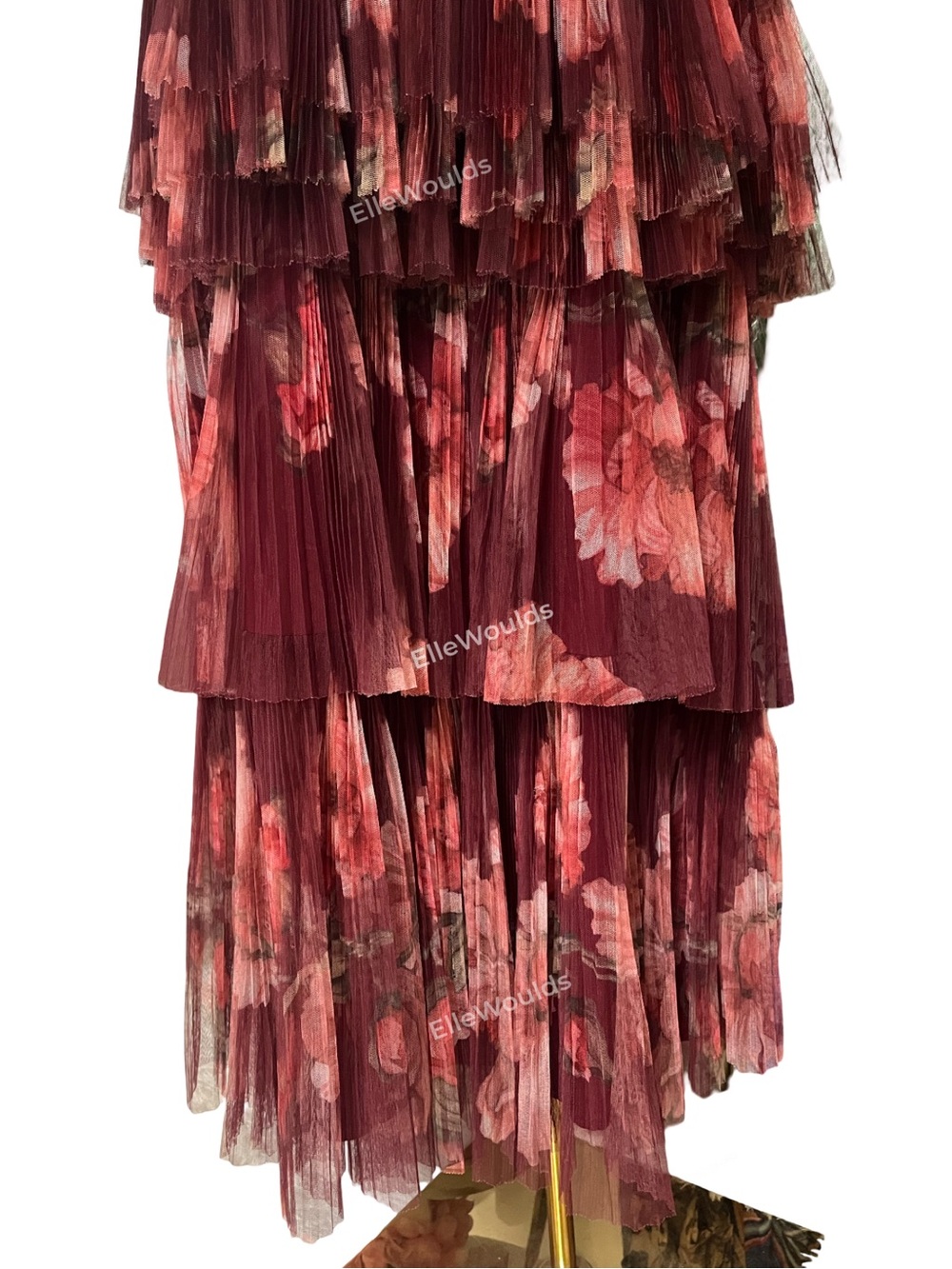 Hutch Nalina Dress Burgundy
Tiered Floral Maxi Dress Size 12 $394 - Picture 6 of 11